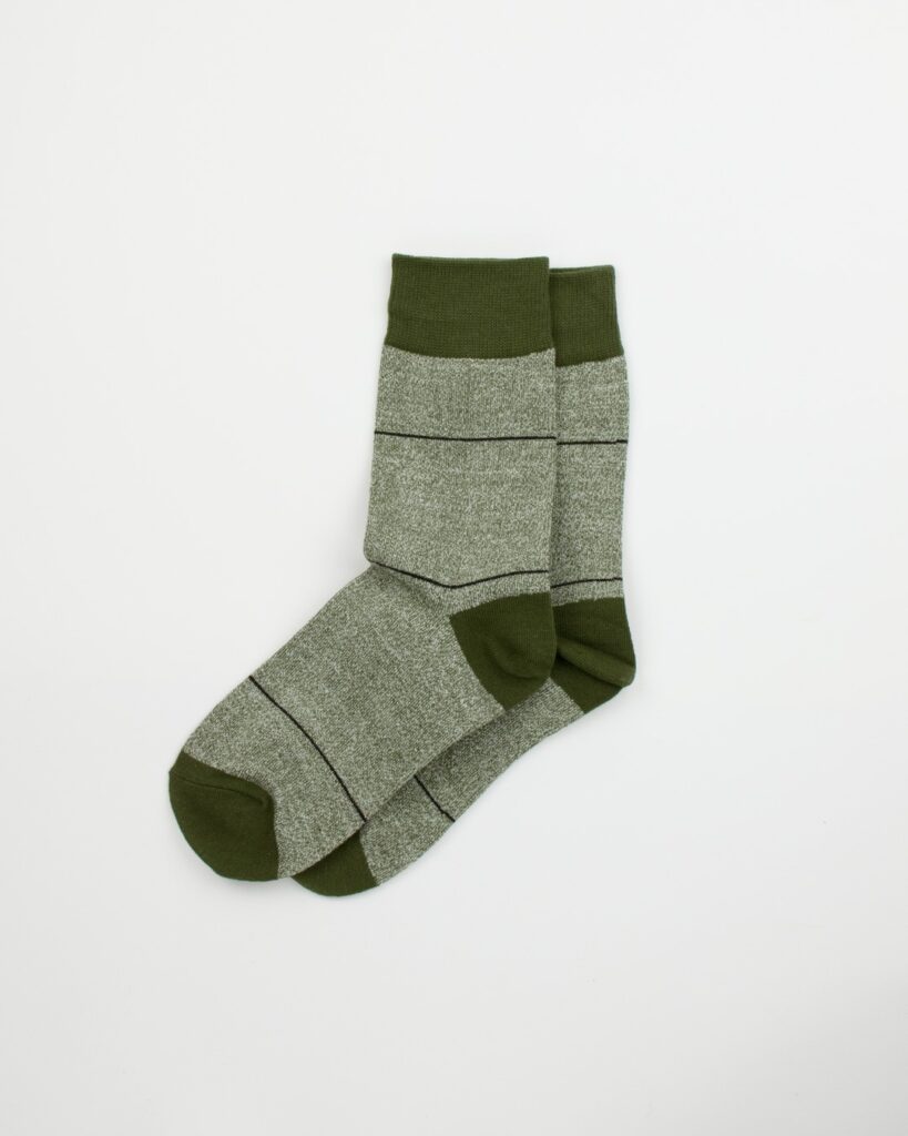 Mixed Color Cotton Crew Socks - DESEQUEEN